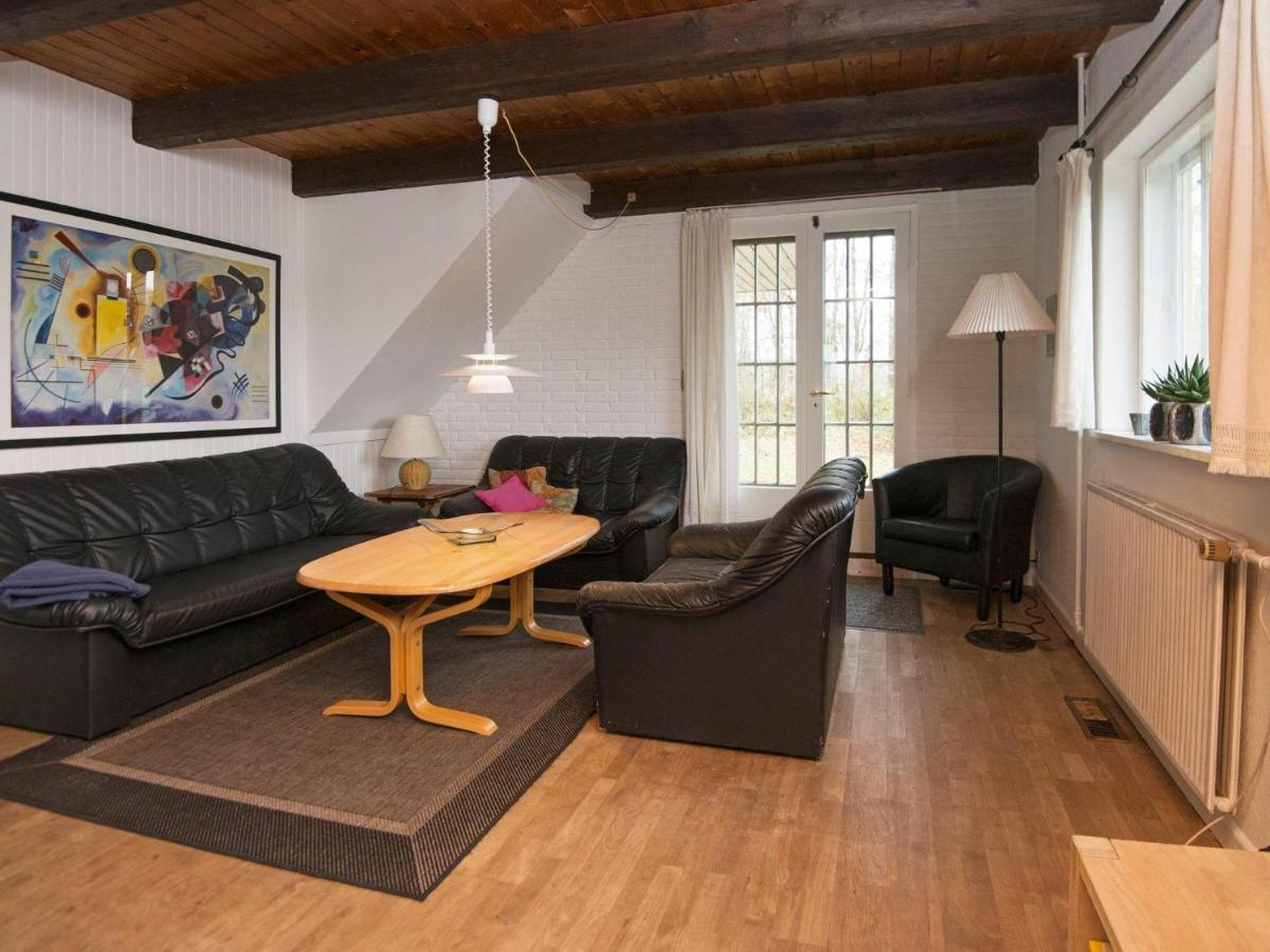 15 Person Holiday Home In Hundslund Esterno foto