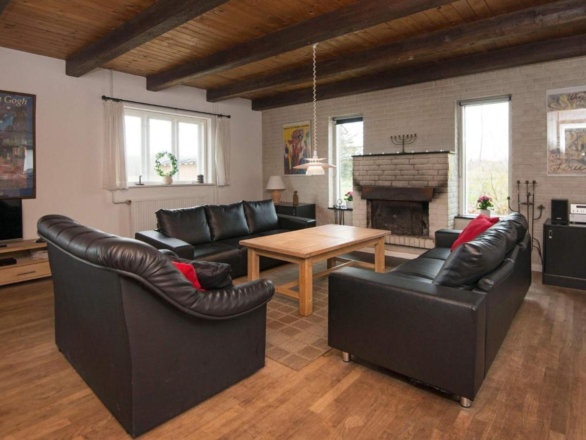 15 Person Holiday Home In Hundslund Esterno foto